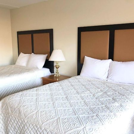 7 Days Inn Niagara Falls Ниагарски водопад Екстериор снимка
