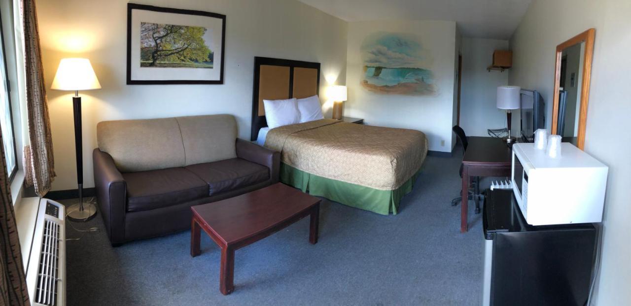 7 Days Inn Niagara Falls Ниагарски водопад Екстериор снимка